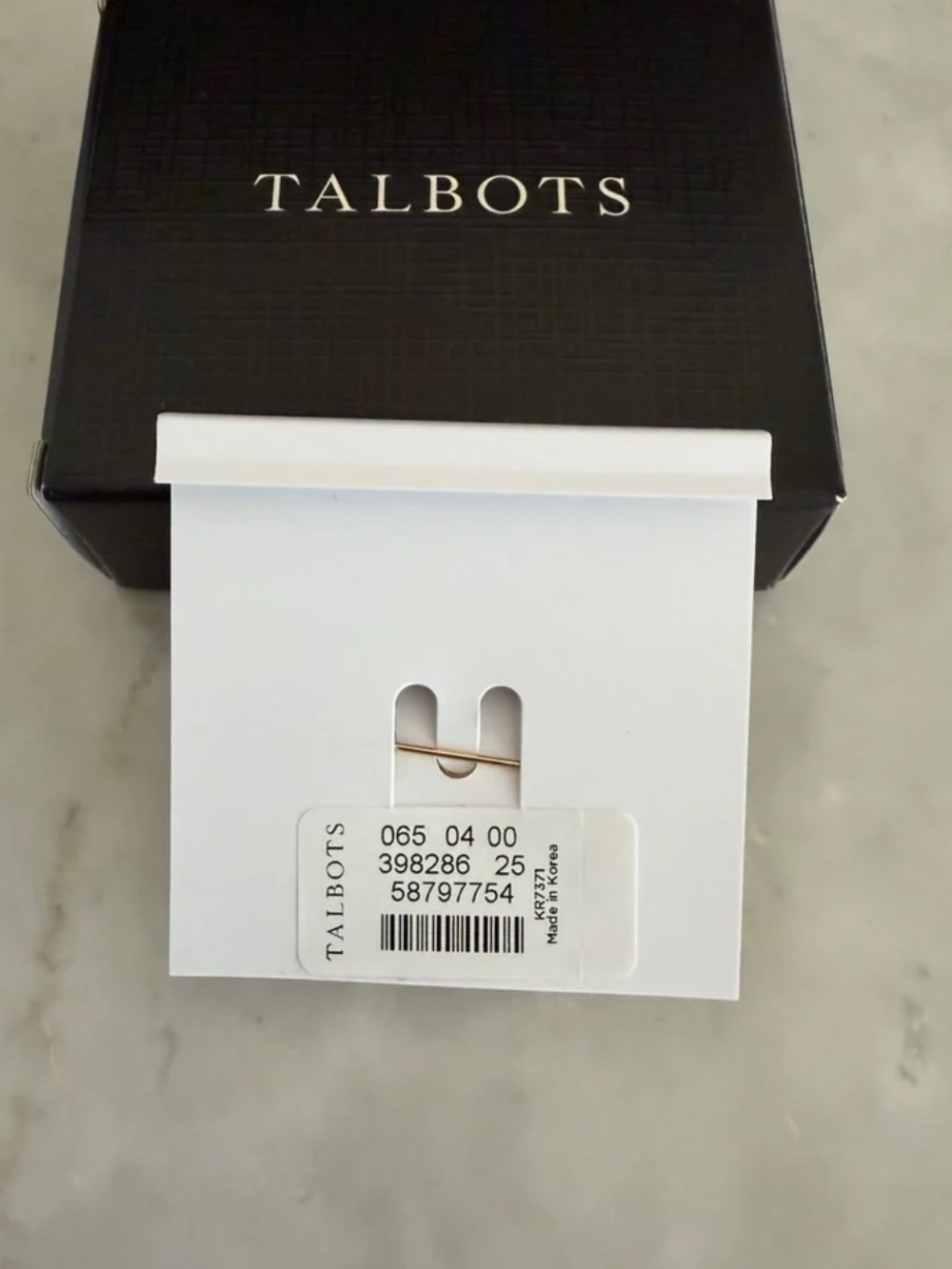 Talbots Shell Brooch - Picture 2 of 9
